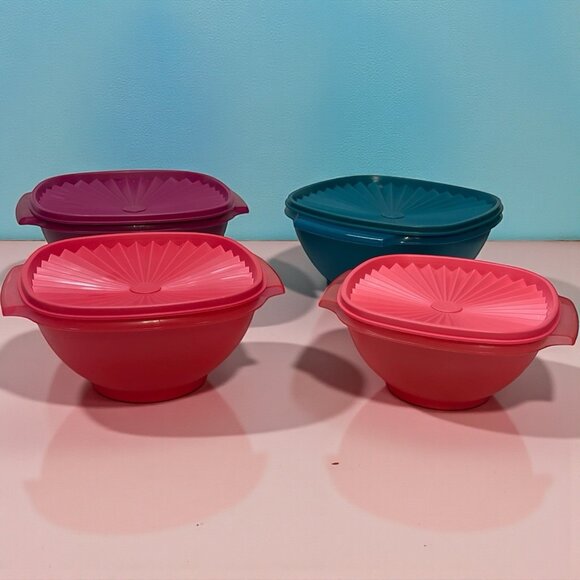 4 Tupperware Servalier Bowls With Lids Purple Aqua Blue Pink